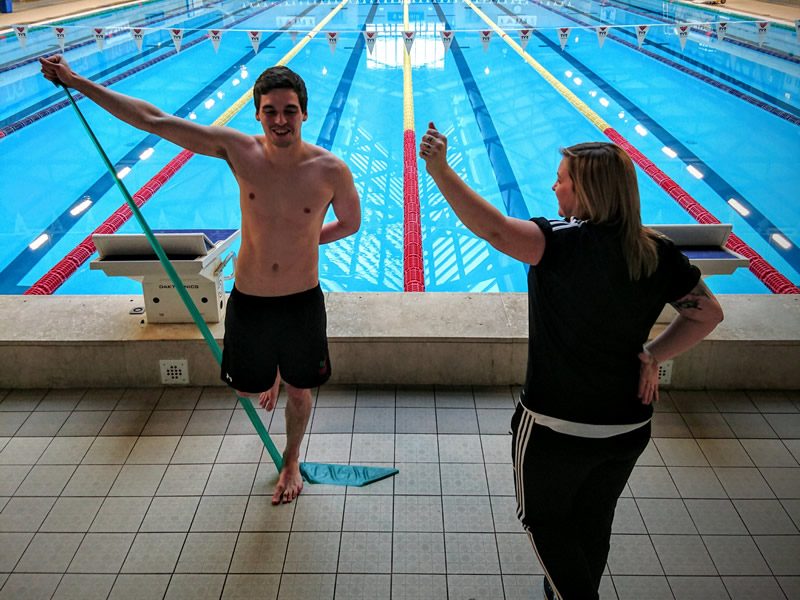 rob-at-the-pool